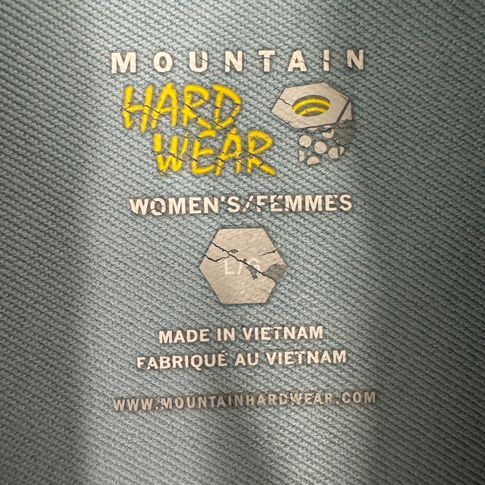Mountain Hardwear Long Sleeve Tech Tee in Light Blue - Picture 8 of 9
